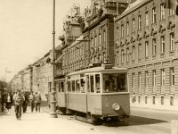 Tramvaj u ulici Antuna Mihanovića 1923. godine.jpg